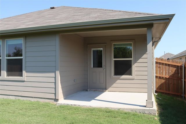 4177 Crooked Bend Drive, Fort Worth, TX 76036