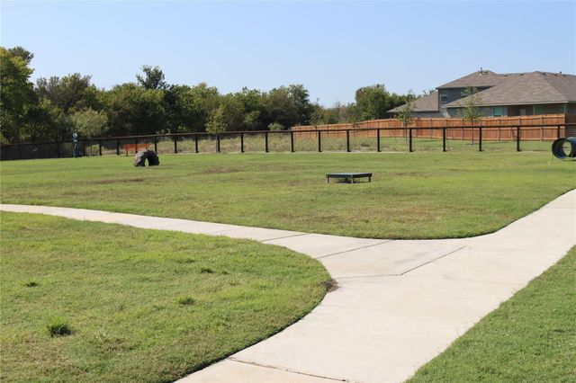 4177 Crooked Bend Drive, Fort Worth, TX 76036