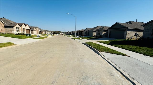 4177 Crooked Bend Drive, Fort Worth, TX 76036