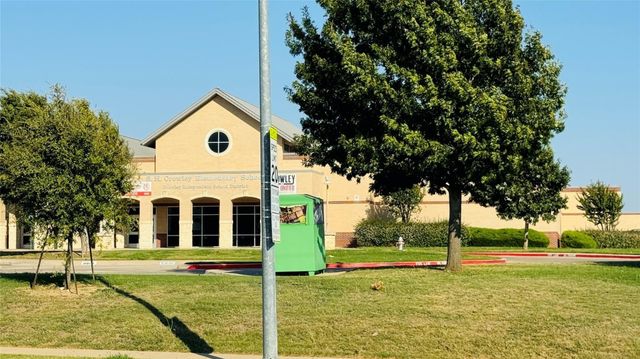 4177 Crooked Bend Drive, Fort Worth, TX 76036