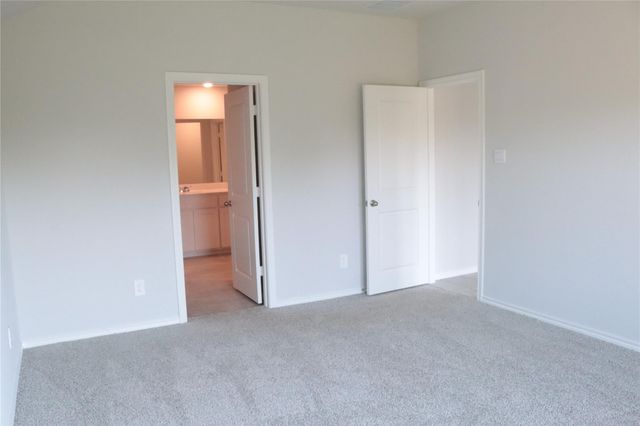 4177 Crooked Bend Drive, Fort Worth, TX 76036