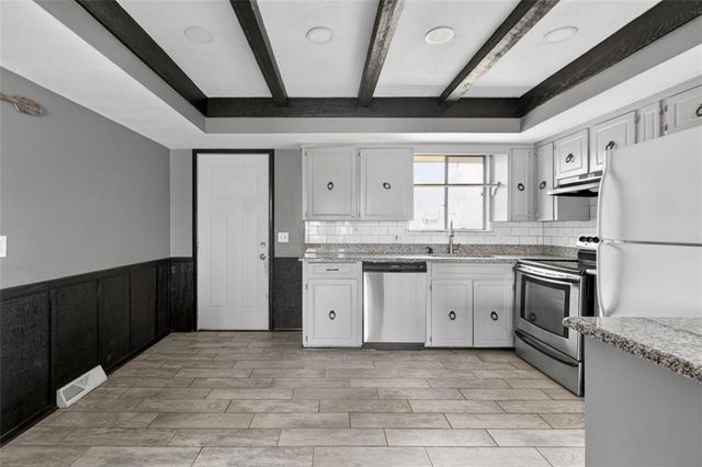 2802 N 82nd Street, Kansas City, KS 66109