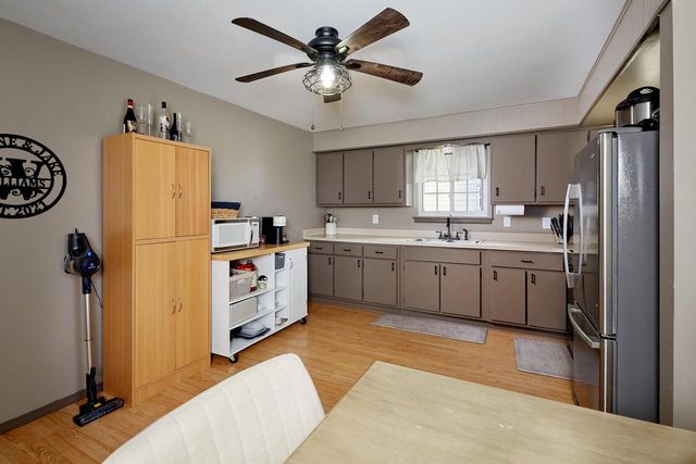 6199 River Trail DRIVE, Milwaukee, WI 53225