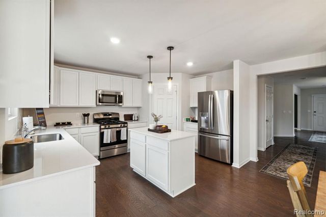 34398 Sandpiper Court, Chesterfield, MI 48047
