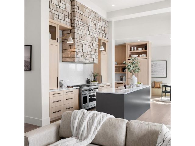 2517 Southwind Rd, Berthoud, CO 80513