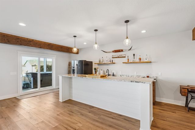 2719 Blooming Heights Drive, Norwalk, IA 50211