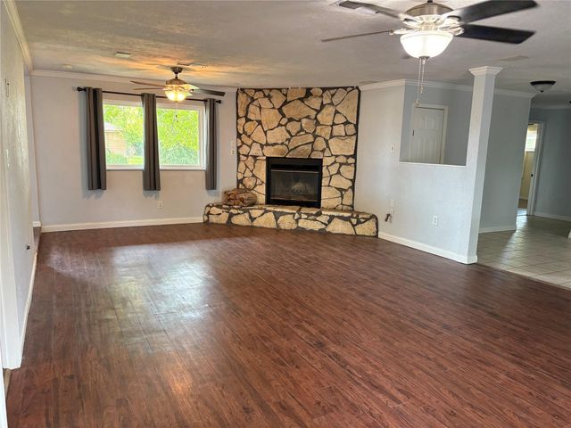 1303 Mac Drive, Sweeny, TX 77480