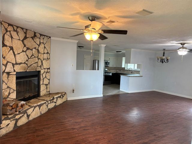 1303 Mac Drive, Sweeny, TX 77480