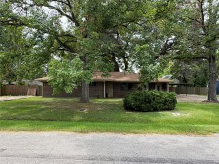 1303 Mac Drive, Sweeny, TX 77480