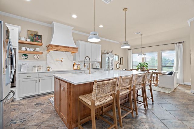 112 Eagle Moor Lane, Weatherford, TX 76087