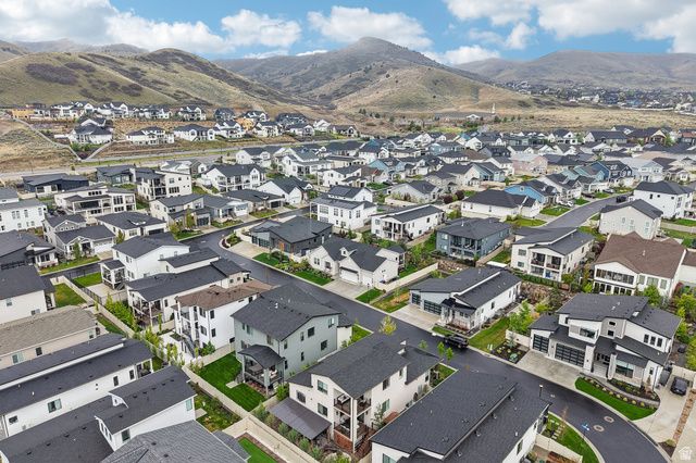 14907 S THORNTREE LN, Herriman, UT 84096