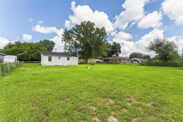 652 N JACKSON STREET, Eagle Lake, FL 33839
