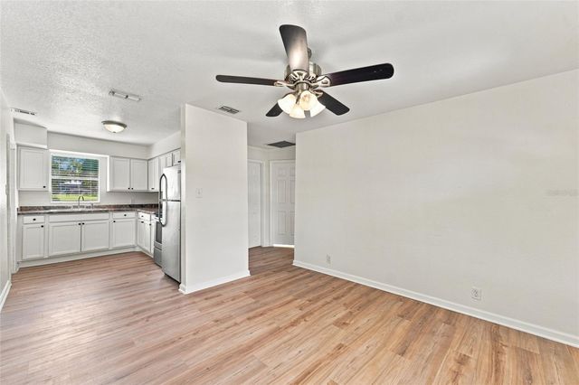 652 N JACKSON STREET, Eagle Lake, FL 33839