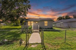 652 N JACKSON STREET, Eagle Lake, FL 33839