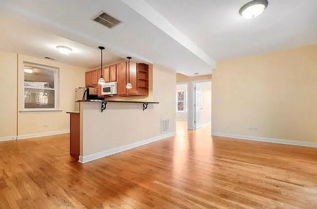 2338 W Granville Avenue 2, Chicago, IL 60659