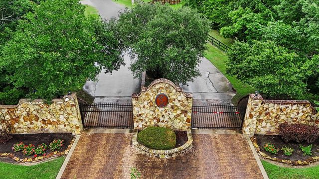14663 Diamond Shores, Willis, TX 77378