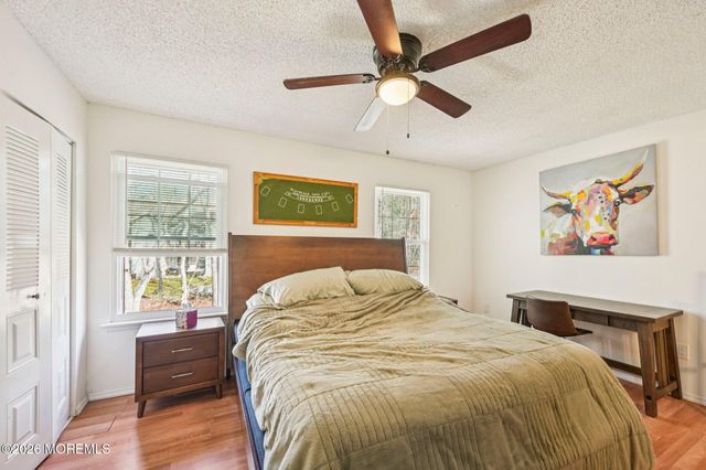 20 Greenwich Drive 2206, Galloway, NJ 08205