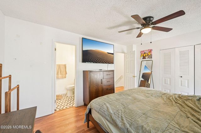 20 Greenwich Drive 2206, Galloway, NJ 08205