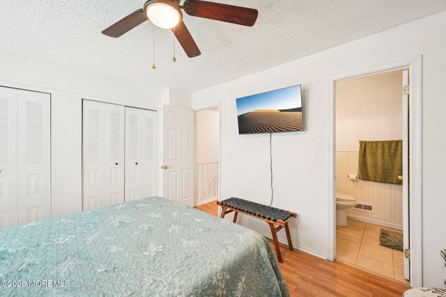 20 Greenwich Drive 2206, Galloway, NJ 08205