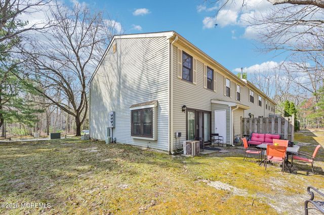 20 Greenwich Drive 2206, Galloway, NJ 08205