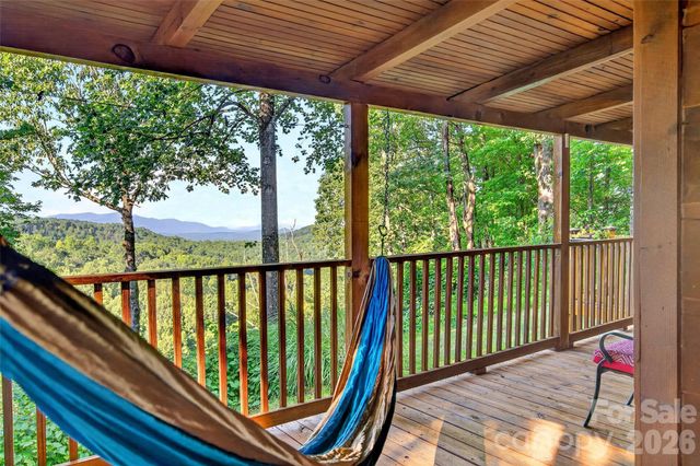 10 Camp Elliott Road, Black Mountain, NC 28711