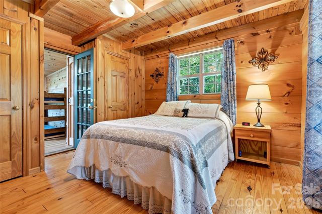 10 Camp Elliott Road, Black Mountain, NC 28711
