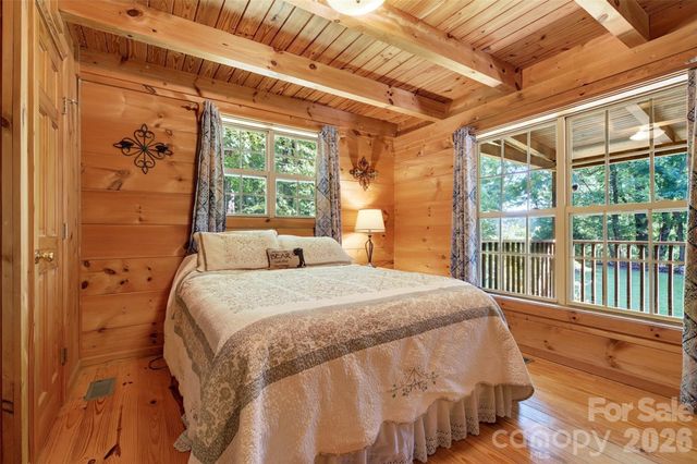 10 Camp Elliott Road, Black Mountain, NC 28711