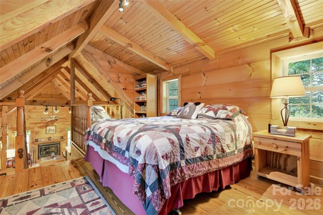 10 Camp Elliott Road, Black Mountain, NC 28711