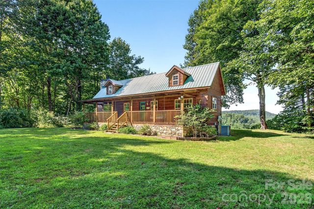 10 Camp Elliott Road, Black Mountain, NC 28711