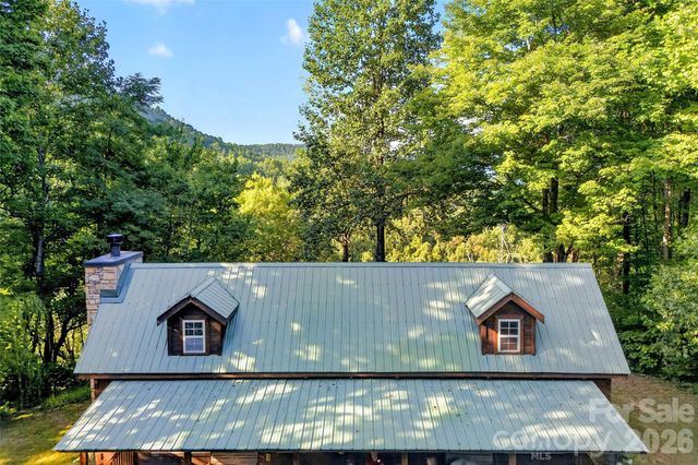 10 Camp Elliott Road, Black Mountain, NC 28711
