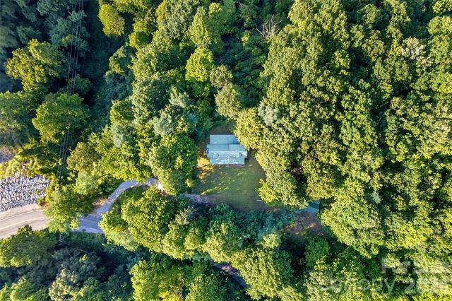 10 Camp Elliott Road, Black Mountain, NC 28711