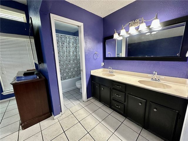 4241 Lake Tahoe Dr, Corpus Christi, TX 78413