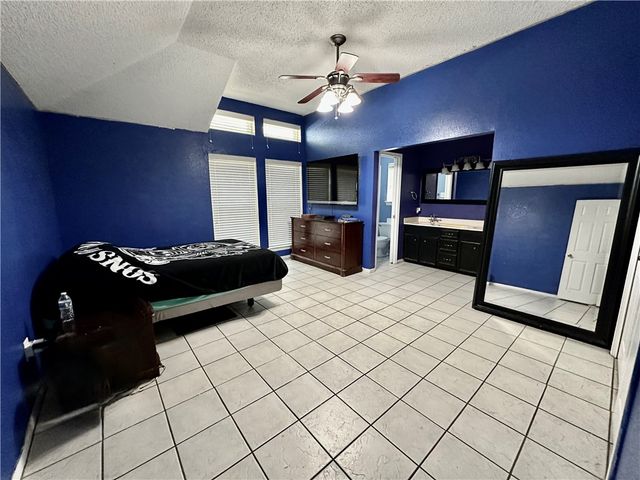 4241 Lake Tahoe Dr, Corpus Christi, TX 78413