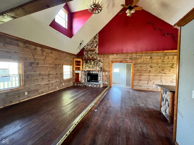 1913 E County Road 400 S, New Castle, IN 47362