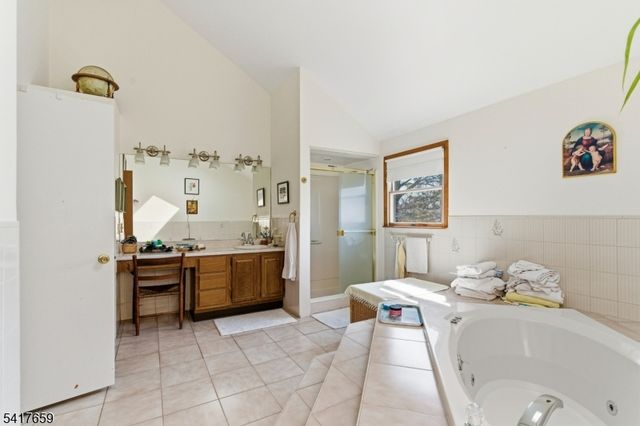 5 Lee Pl, Bridgewater Twp., NJ 08807