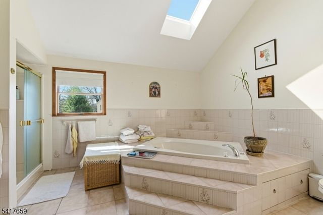 5 Lee Pl, Bridgewater Twp., NJ 08807