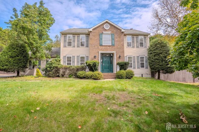 6 Fountain Drive, Franklin, NJ 08873