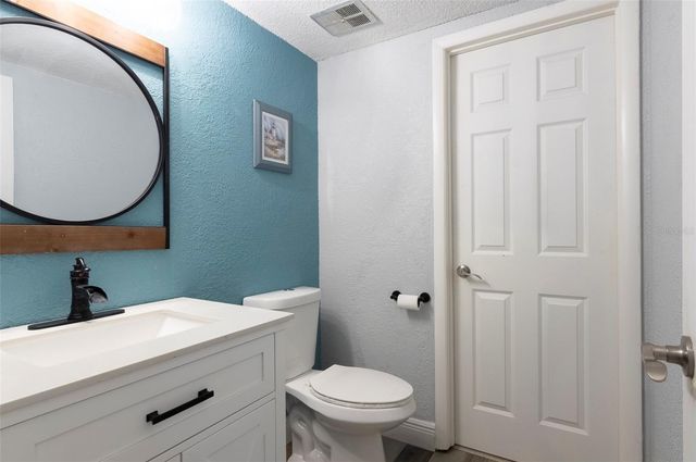 3281 38TH WAY S C, St Petersburg, FL 33711