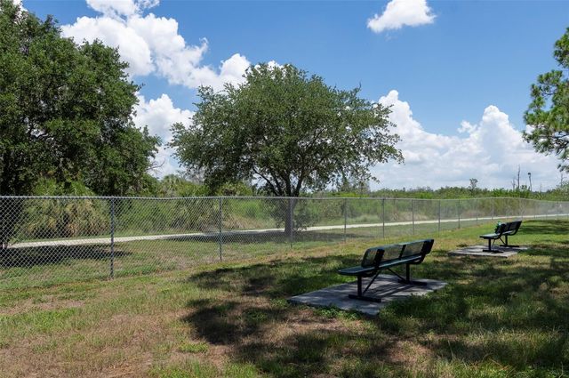 3281 38TH WAY S C, St Petersburg, FL 33711