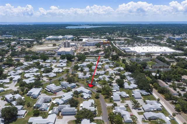 3281 38TH WAY S C, St Petersburg, FL 33711
