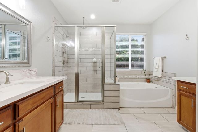 3226 S Tipton Street, Visalia, CA 93292