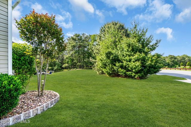 2 Brielle Court, Waretown, NJ 08758