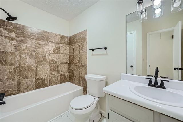 881 Jefferson SW Drive, Conyers, GA 30094