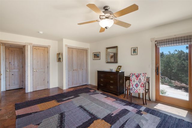 70 La Ventana Drive, Santa Fe, NM 87508