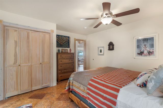 70 La Ventana Drive, Santa Fe, NM 87508