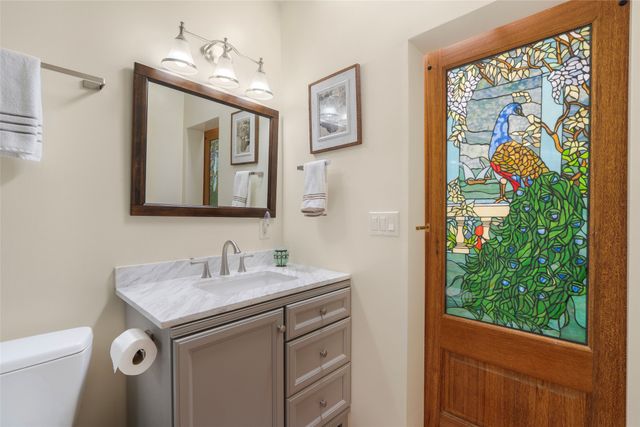 70 La Ventana Drive, Santa Fe, NM 87508