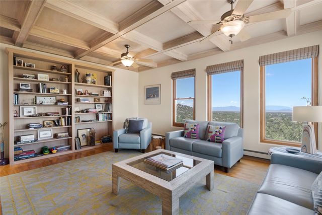 70 La Ventana Drive, Santa Fe, NM 87508