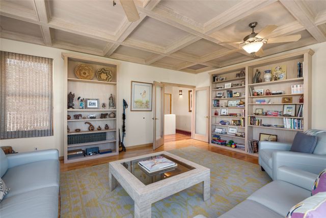 70 La Ventana Drive, Santa Fe, NM 87508