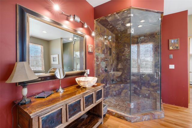 70 La Ventana Drive, Santa Fe, NM 87508