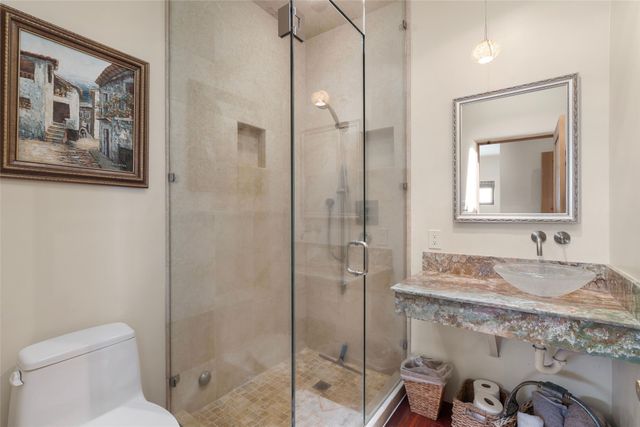 70 La Ventana Drive, Santa Fe, NM 87508